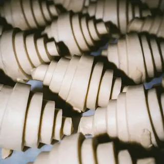 Croissants crus avant la dorure et la cuisson